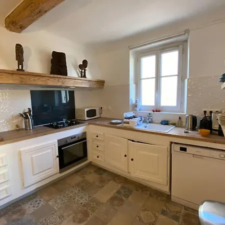 شقة 06m - Old Beautiful Duplex Terrace With Sea View